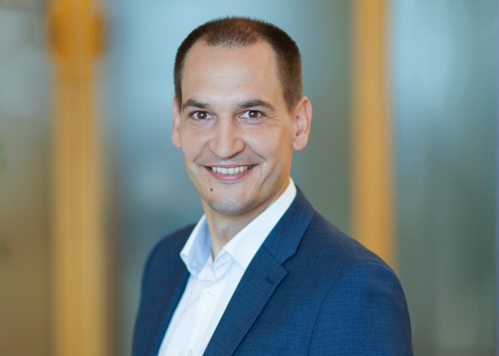 Herr Erkert.jpg Herr Erkert.jpg